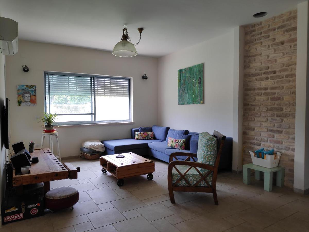 Villa By The River Facing The Hermon In Metsudat Menahem Ussishkin Alef Exterior foto